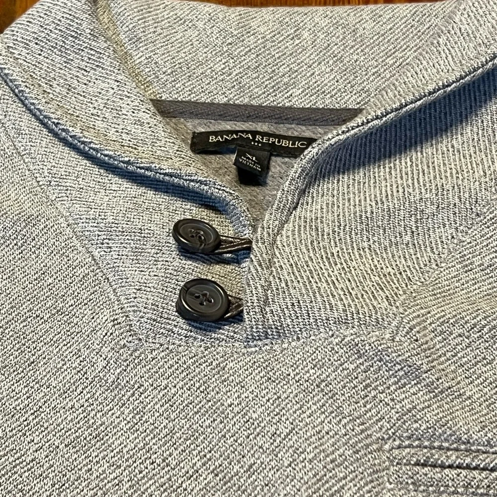 Banana Republic Men’s‎ Grey Sweater